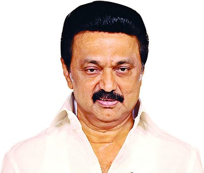 இன்று முதல் இரவு நேர  ஊரடங்கு அமல், ஞாயிறு மட்டும் முழு ஊரடங்கு: முதல்வா் அறிவிப்பு