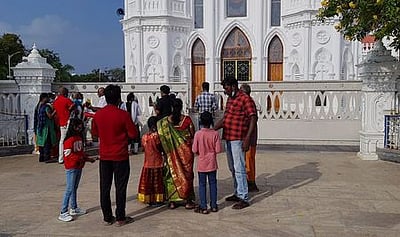 வழிபாட்டுத் தலங்களில் பொது தரிசனம் ரத்து