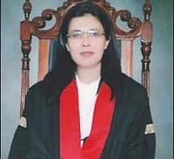 பாகிஸ்தான்: முதல் பெண் உச்சநீதிமன்ற நீதிபதி விரைவில் நியமனம்