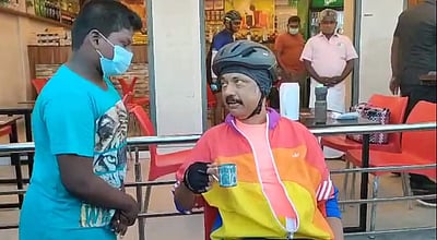 சைக்கிளில் சென்ற முதல்வர் மு.க. ஸ்டாலின்