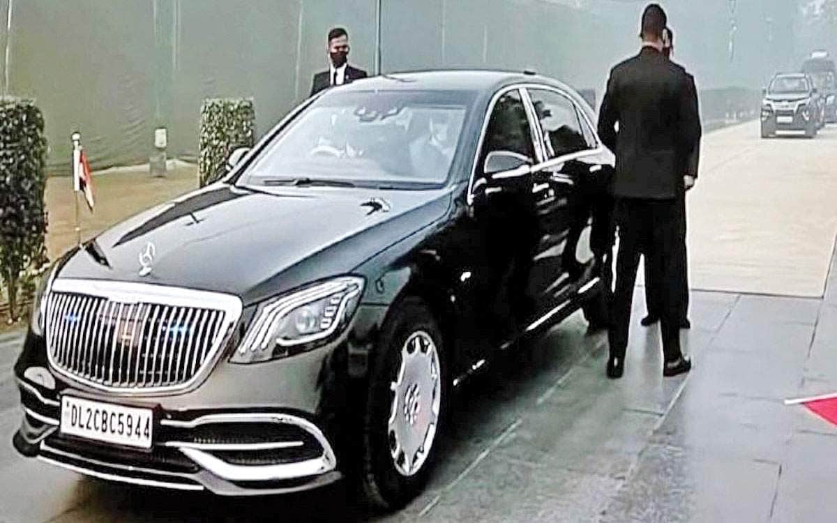 பல வசதிகளுடன் புதிய கார்...!