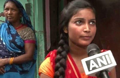 சானிட்டரி நாப்கின் கேட்ட பிகார் பெண்ணின் கல்விச் செலவை ஏற்கும் நிறுவனம்