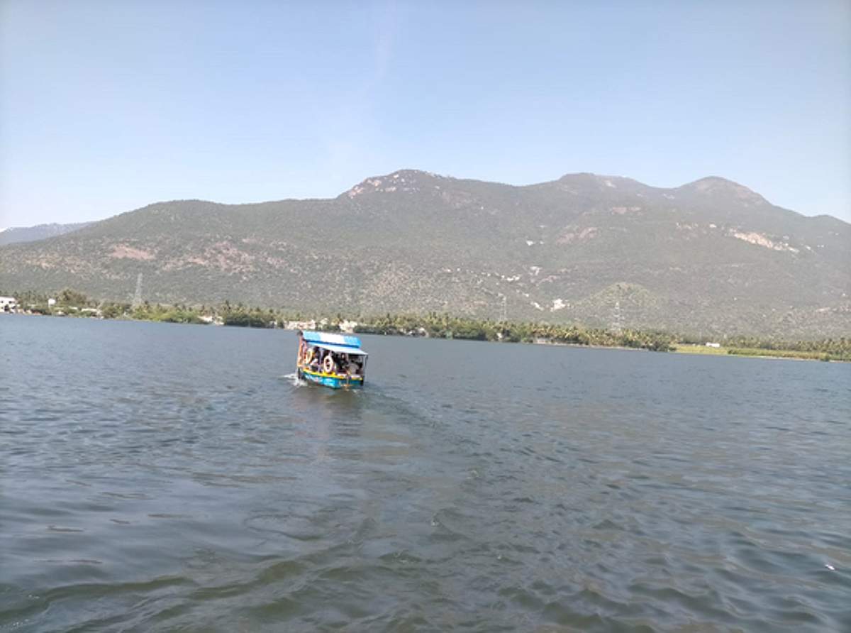 நைஜீரியாவில் நேரிட்ட படகு விபத்தில் 76 பேர் பலி