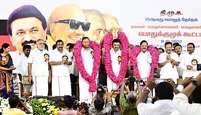 ஸ்டாலினுக்கு துரைமுருகன் அளித்த மாண்ட் பிளாங் பேனாவின் தனித்துவம் என்ன?