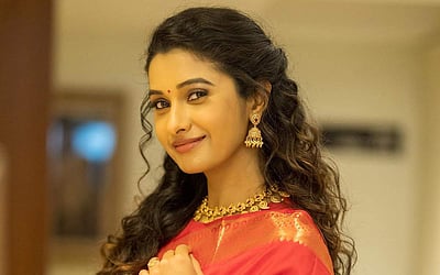 பியூட்டி குயின் 'பிரியா பவானி சங்கர்' - புகைப்படங்கள்