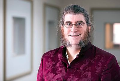 பொருளாதாரம்: அமெரிக்க விஞ்ஞானிகள் மூவருக்கு நோபல்