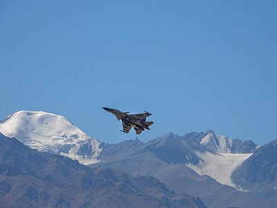 கோவா: போர் விமானம் விபத்து