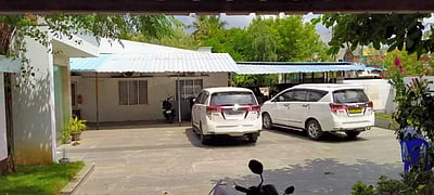 அரசு ஒப்பந்ததாரர் வீட்டில் வருமான வரித்துறையினர் சோதனை