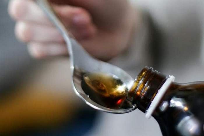 இருமல் மருந்து சர்ச்சையில் சிக்கிய தொழிற்சாலை உற்பத்தி நிறுத்தம்: ஹரியாணா அரசு