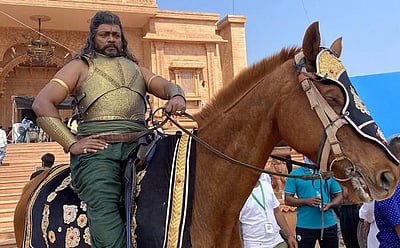 ''இந்து என்ற மதம் ...''  - ரூ.400 கோடி வசூல் குறித்து நடிகர் பார்த்திபன் சர்ச்சை ட்வீட்!