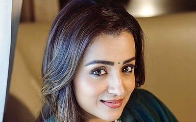 டிரெண்டிங் குந்தவை ஸ்டில்ஸ்