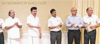 மூன்று புதிய பாலங்கள்: முதல்வா் திறந்து வைத்தாா்