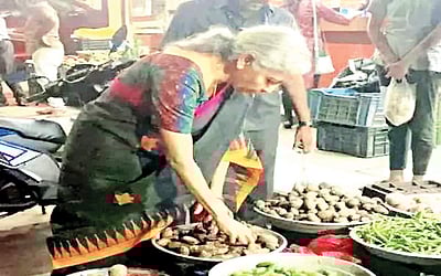 மயிலாப்பூர் மார்க்கெட்டில்...