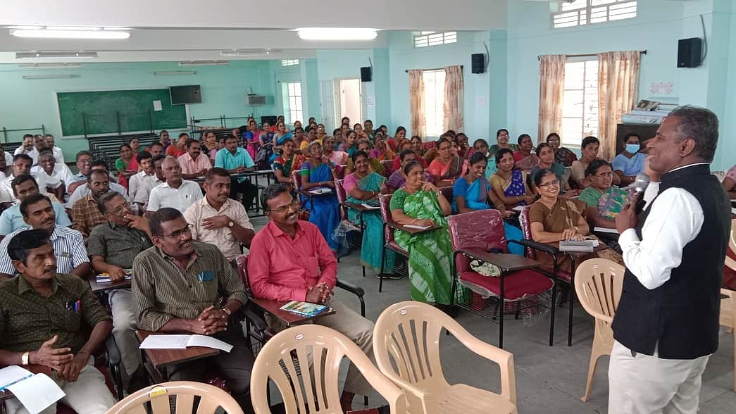 ஆசிரியா்களுக்கு 2-ஆம் பருவ பயிற்சி நாளை தொடக்கம்