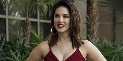 நடிகர் கார்த்திக்குடன் நடனமாடும் சன்னி லியோன்!