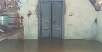 கொள்ளிடம் ஆற்றில் வெள்ளப்பெருக்கு: வீடுகளுக்குள் சூழ்ந்த நீர்!
