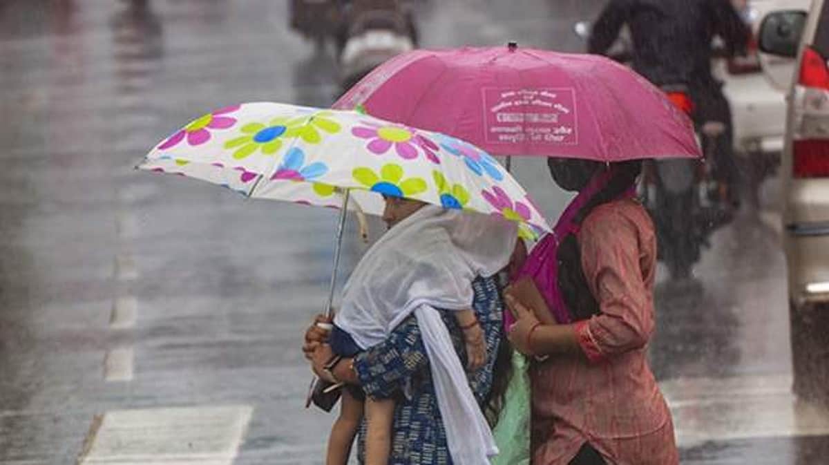 அடுத்த 24 மணி நேரத்தில் கனமழைக்கு வாய்ப்பு: இங்கல்ல பெங்களூருவில்!