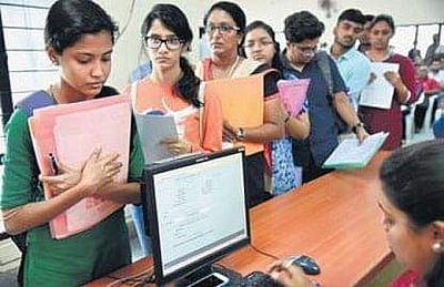 பொறியியல் கலந்தாய்வு நாளை தொடக்கம்