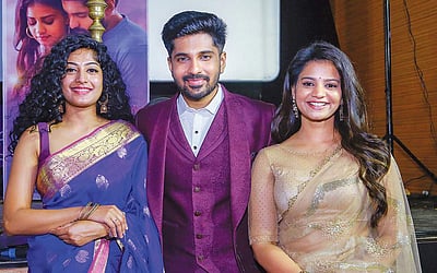 காலங்களில் அவள் வசந்தம்