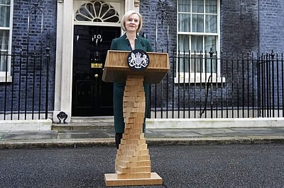 உக்ரைனின் துணிச்சலான போராட்டத்தை ஆதரிக்க வேண்டும்: லிஸ் டிரஸ்