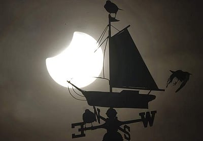 தில்லி, ஜம்மு, அமிருதசரஸ் பகுதிகளில் தோன்றியது சூரிய கிரகணம்!