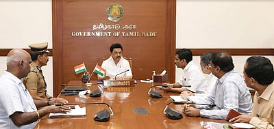 கோவை கார் வெடிவிபத்து: டிஜிபியுடன் முதல்வர் ஆலோசனை