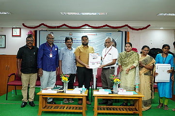 ‘பெண் கல்வியை ஊக்குவிப்பதன் மூலம் சிறாா் திருமணத்தை தடுக்கலாம்’