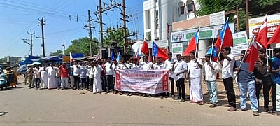 ஹிந்தி திணிப்பை கண்டித்து ஆா்ப்பாட்டம்