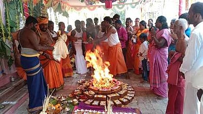 மேலச்செங்குடி பத்திரகாளி, கருப்பண சுவாமி கோயிலில் மண்டல பூஜை