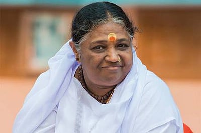 ஜி20 உச்சிமாநாடு: மாதா அமிா்தானந்தமயிக்கு உயா் பொறுப்பு