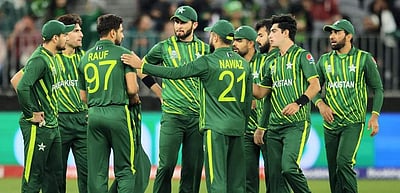 டி20 உலகக் கோப்பை: பாகிஸ்தானால் அரையிறுதிக்குத் தகுதி பெற முடியுமா?