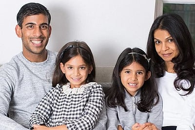 பிரதமரான பிறகும் சிறிய இல்லத்துக்கு குடும்பத்துடன் திரும்பும் ரிஷி சுனக்