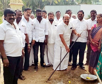 உள்கட்டமைப்பு வசதி மேம்பாட்டு திட்டப் பணி தொடக்கம்