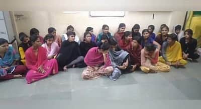 தலைவாசல் அருகே கொத்தடிமையாக வேலை செய்த 35 வட மாநில பெண்கள் மீட்பு!
