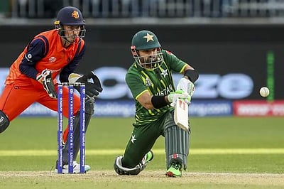 டி20 உலகக் கோப்பை: பாகிஸ்தான் அபார வெற்றி!