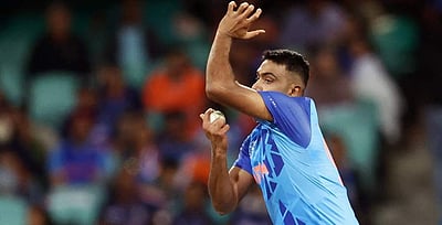 அஸ்வினுக்கு 18-வது ஓவரைத் தந்தது ஏன்?: ரோஹித் சர்மா பதில்