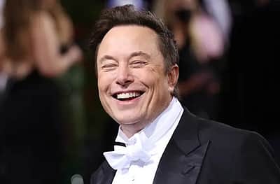 எலான் மஸ்க் எடுத்த முடிவால் டிவிட்டருக்கு ஏற்பட்ட நிலை?