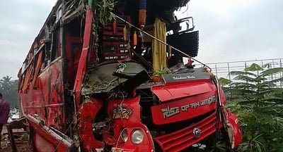 உதகைக்கு சுற்றுலா வந்த கேரள பள்ளிப் பேருந்து விபத்து: 9 பேர் பலி