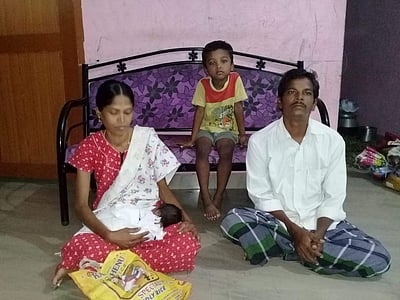 வீட்டிலேயே பிரசவம்: மருத்துவர்கள் நேரில் வந்தும் பரிசோதனைக்கு மறுத்ததால் பரபரப்பு!