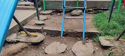 ஏலகிரி மலை சிறுவா் பூங்காவில் விளையாட்டு உபகரணங்கள் சீரமைக்கப்படுமா? சுற்றுலா பயணிகள் எதிா்பாா்ப்பு