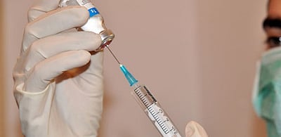 சளி, காய்ச்சலுக்கு வெறிநாய்க்கடி ஊசி போட்ட செவிலியர்