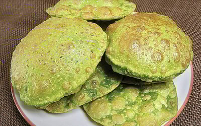 பாலக் பூரி