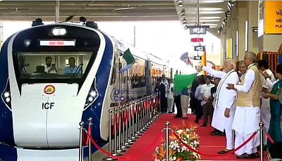 எருமை, பசு, இன்று சக்கரம்.. ‘வந்தே பாரத்’ ரயிலுக்கு வந்த சோதனை