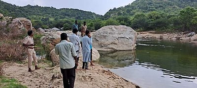 வாணியம்பாடி: புல்லூர் தடுப்பணையில் மூழ்கி 2 பேர் பலி