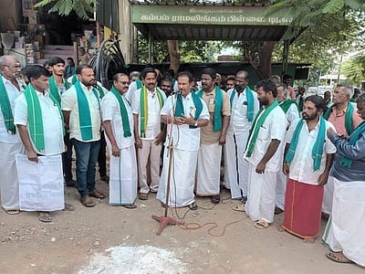 கேரள அரசின் டிஜிட்டல் அளவீடைக் கண்டித்து கம்பத்தில் விவசாயிகள் ஆர்ப்பாட்டம்