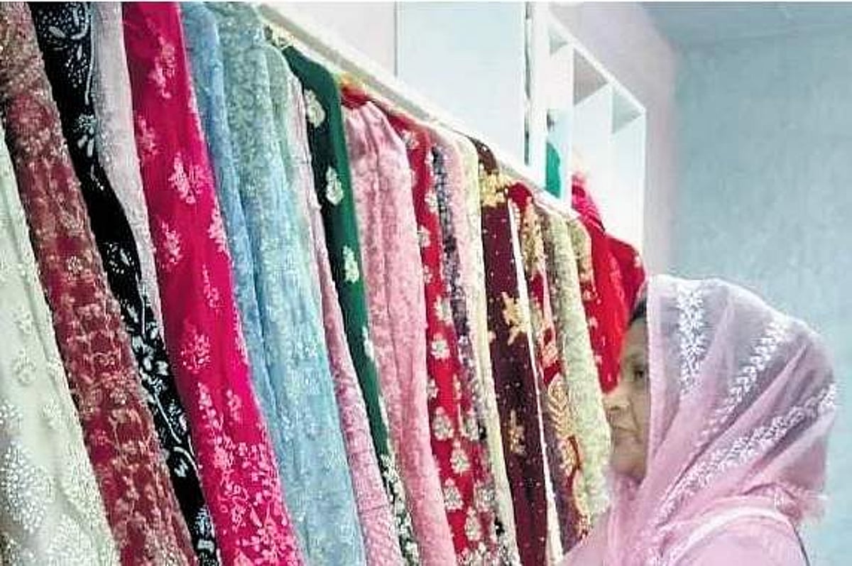 சென்னையிலும் இதைச் செய்யலாமே? திருமண ஆடைக்கென ஒரு வங்கி