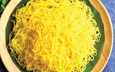 சோள இடியாப்பம் 