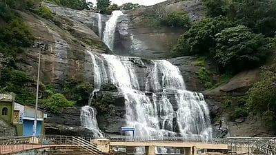 குற்றாலம் அருவிகளில் குளிக்க அனுமதி!