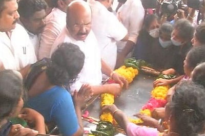 பிரியாவின் உடலுக்கு அதிமுக முன்னாள் அமைச்சர் ஜெயக்குமார் அஞ்சலி