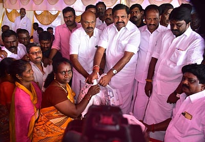 ஏழை மக்களுக்கான அனைத்து திட்டங்களையும் கைவிட்டது திமுக அரசு: இபிஎஸ்